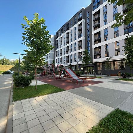 Green House Апартаменти В Новобудові По Вул Зелена 204 リヴィウ エクステリア 写真